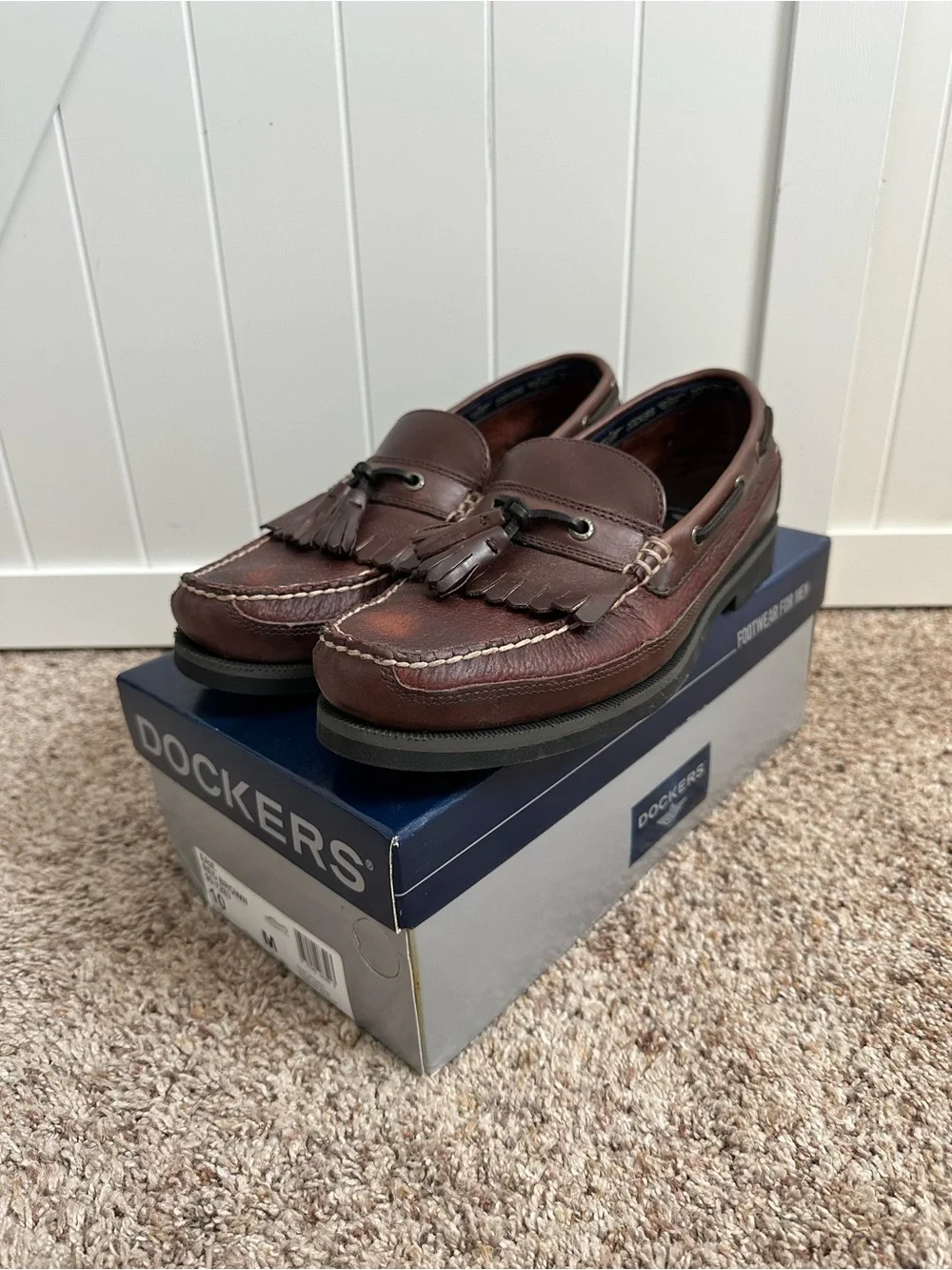 Dockers Erie Men’s Size 10 Red Brown Leather Tassel Kiltie Boat Shoes Loafers